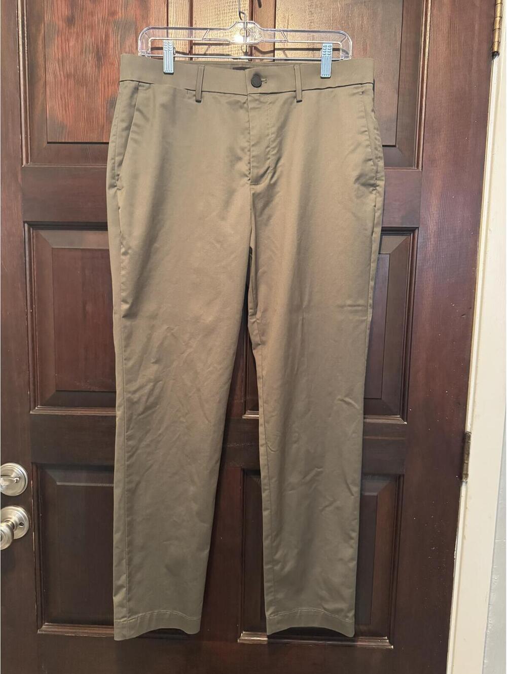 Banana Republic Slim Fit Khaki Pants 32x30